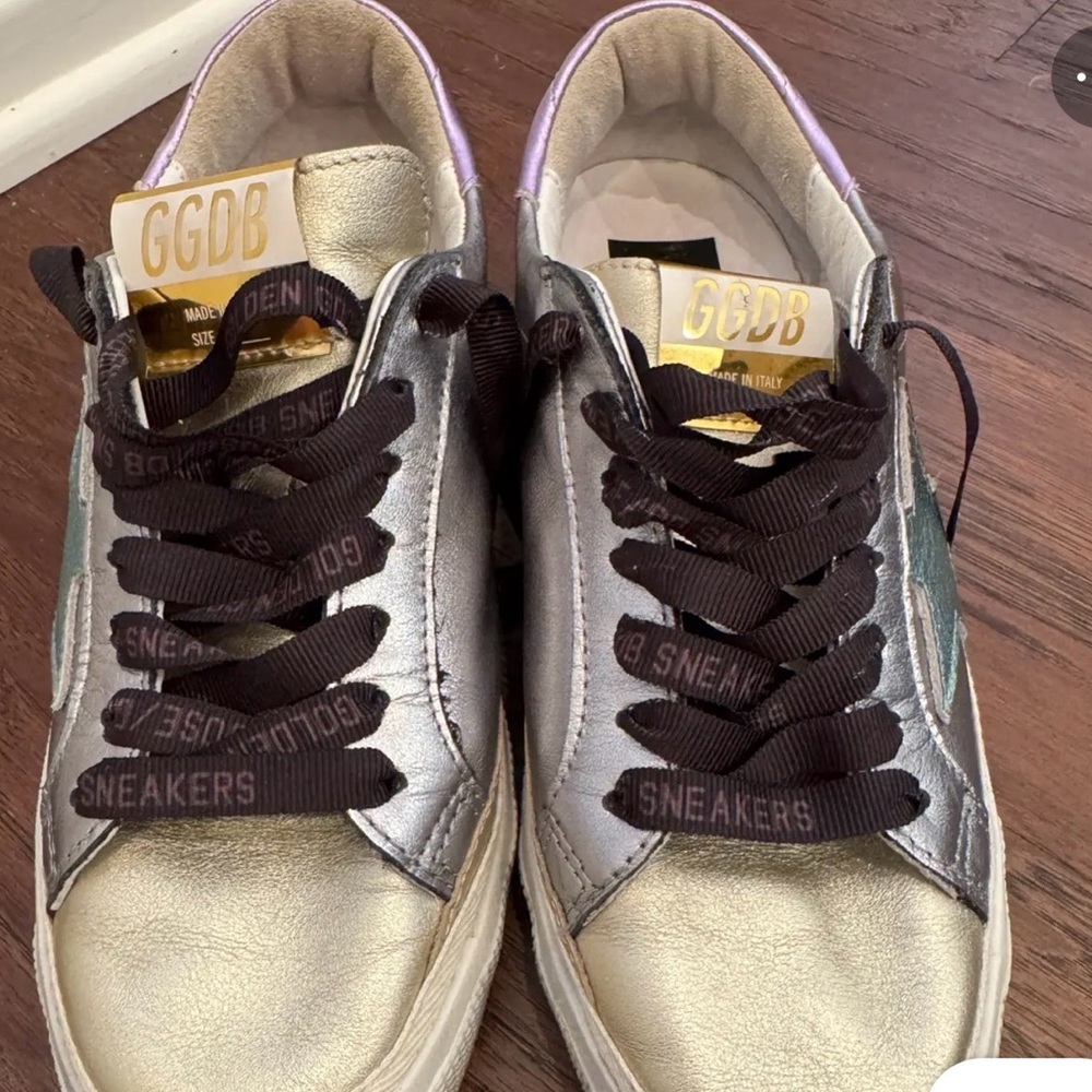 Golden Goose Metallic Low-Top Sneakers with Teal Star